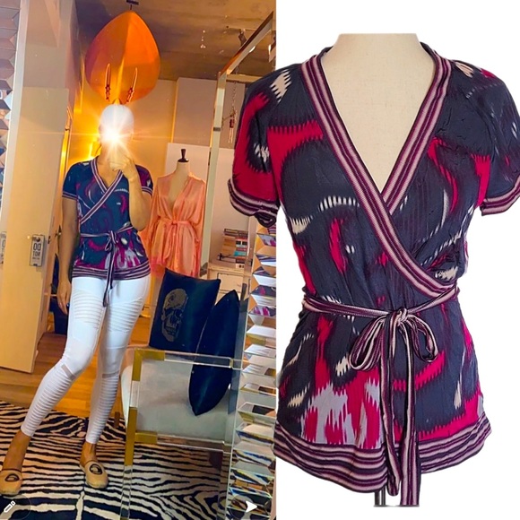 BCBGMAXAZRIA Faux Wrap Top with Built In Tie Belt - Medium - Picture 12 of 12